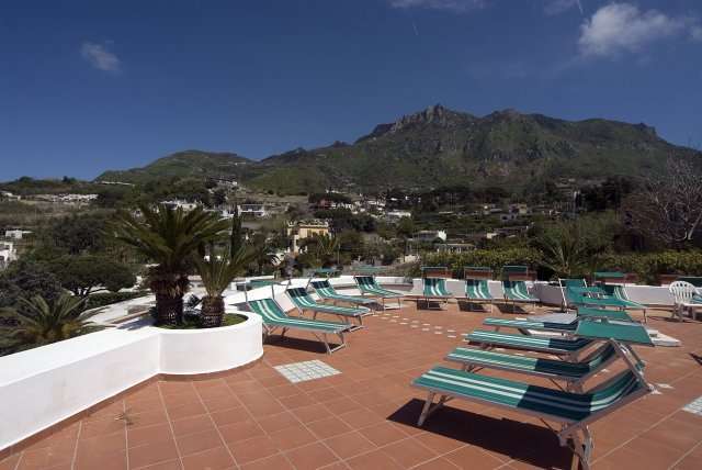 Hotel Terme Villa Teresa - mese di Luglio - offerte - Solarium